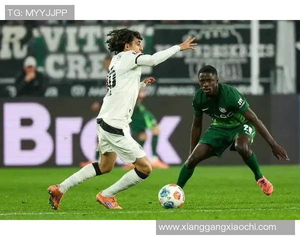 沃尔夫斯堡主场奏凯，大胜门兴格拉德巴赫助力豺狼再起