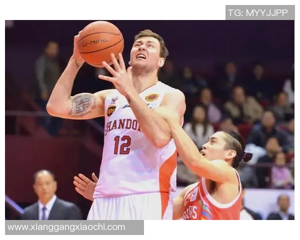 莫泰尤纳斯领衔山东男篮取得五连胜，稳坐CBA南区第一位置